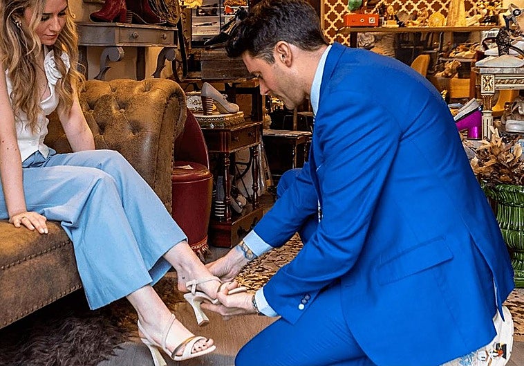 Comprar calzado, ir al cine, picar algo, acercarse al súper... Un plan de domingo por la mañana en el centro de Bilbao